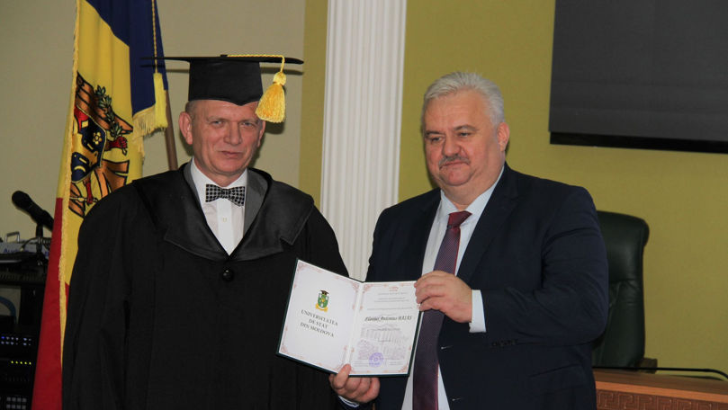 Un profesor universitar din România a devenit Doctor Honoris Causa USM