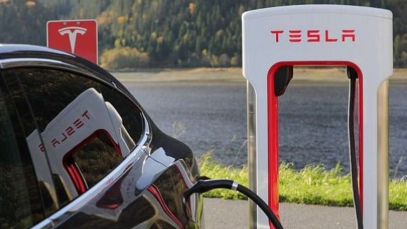 Tesla vrea să îşi producă propriile baterii pentru uzina de lângă Berlin