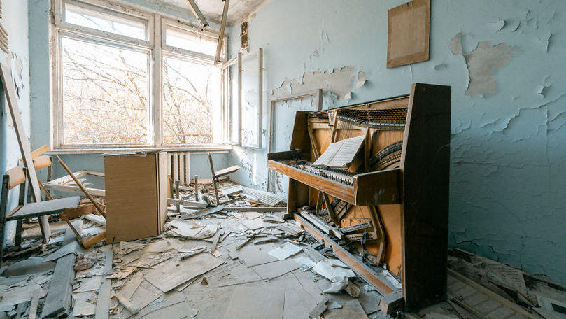 Un tânăr a fotografiat pianele din regiunea Cernobîl