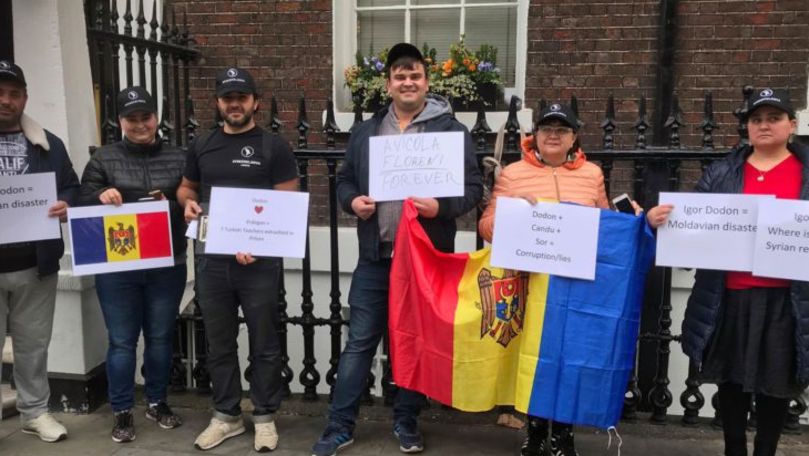 Igor Dodon, întâmpinat cu proteste de diaspora de la Londra