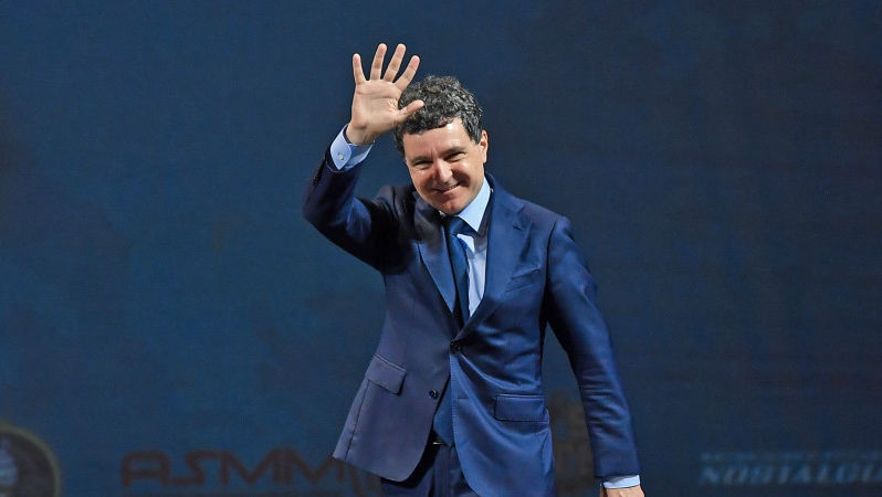 Nicușor Dan depune astăzi jurământul de președinte al României