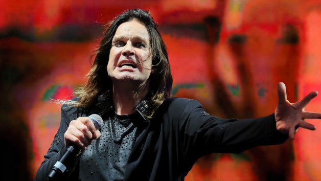 Legendarul star rock Ozzy Osbourne, condus pe ultimul drum