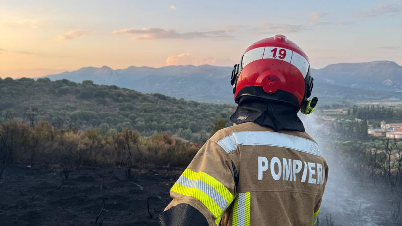 Salvatorii moldoveni sting incendii forestiere în Grecia