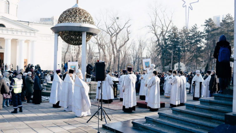 Preot: Scăldatul de Bobotează nu este un botez curățitor de păcate