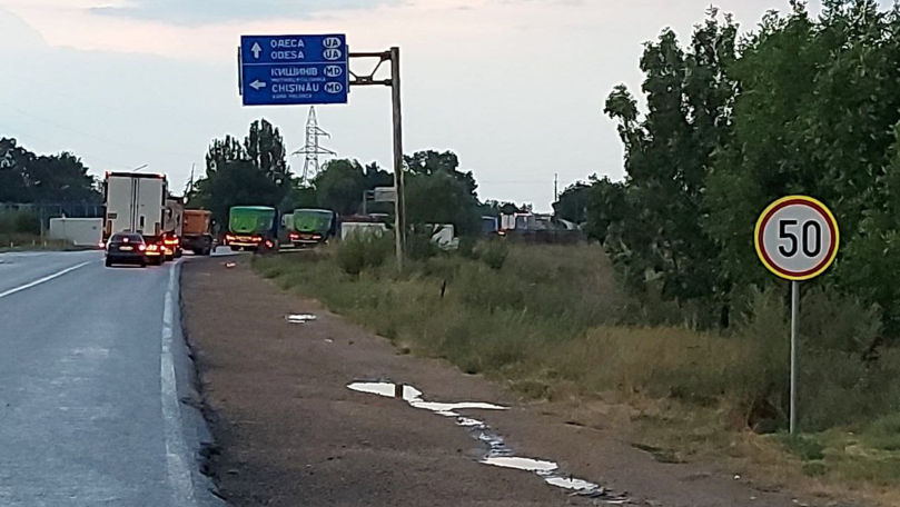 Accident în apropiere de vamă: Circulația spre Odesa a fost sistată