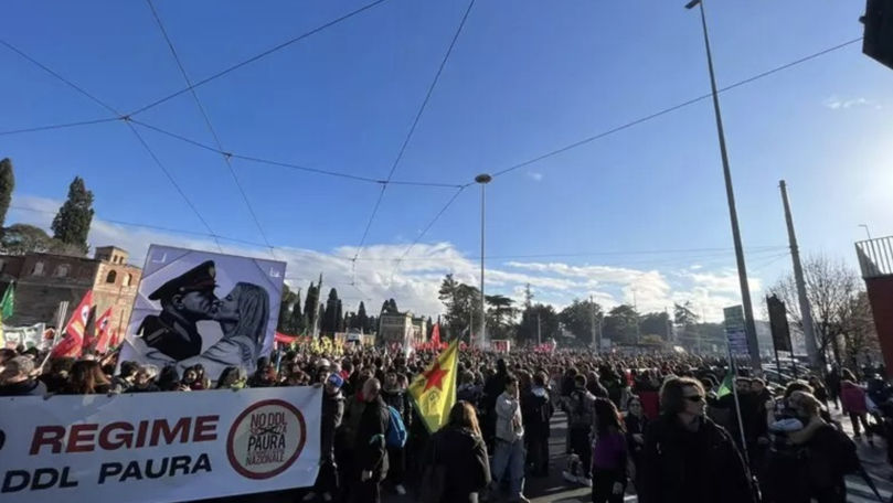 O nouă lege a Guvernului a scos mii de oameni în stradă la Roma