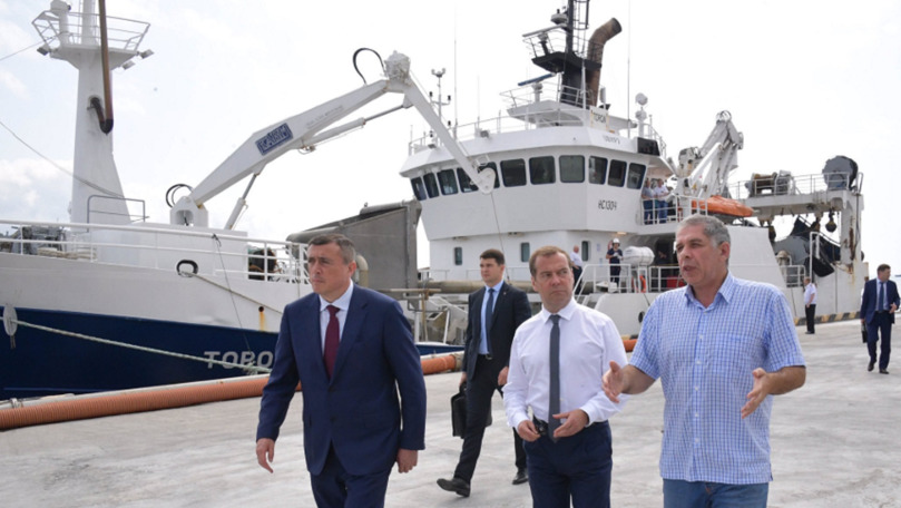 Medvedev vizitează o insulă din arhipelagul Kurile, dispută de 70 de ani