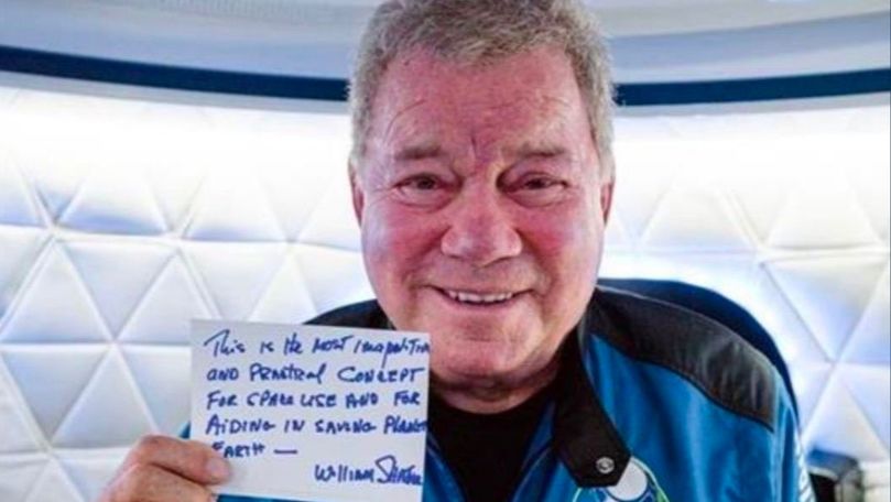 Capsula Blue Origin a aterizat: William Shatner, în spațiu la 90 de ani