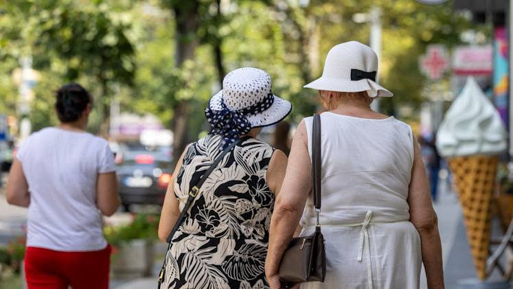 Seniorii activi se pot înscrie la Premiul Național pentru Vârstnici