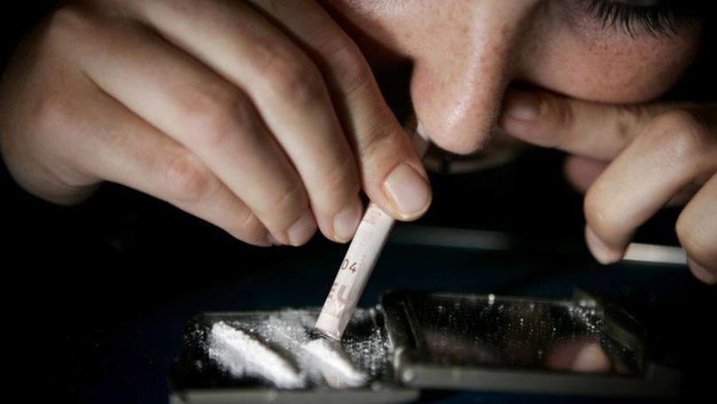 Prinşi în flagrant, 3 tineri din Capitală neagă că ar fi inhalat droguri