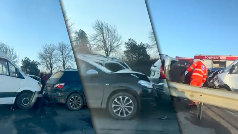 Accident la Stăuceni: Trei persoane, printre care și o minoră, la spital