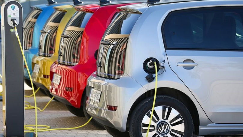 Moldovenii aleg mașinile electrice. Numărul înmatriculărilor s-a triplat