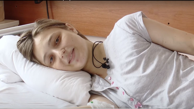 Cum se simte tânăra ce a adus pe lume tripleți: Un pic m-am stresat