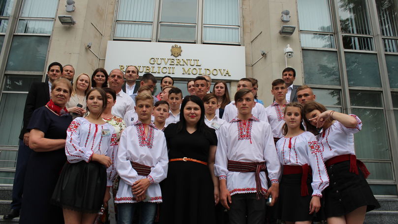 Elevii de la Școala de tip internat din Bender au vizitat Guvernul