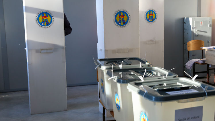 ADEPT: Limitarea votului diasporei subminează încrederea electorală