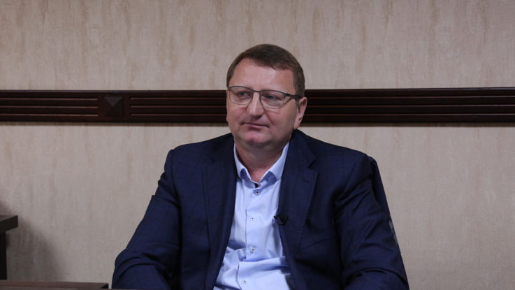 Cine este executorul judecătoresc din Chișinău trimis în judecată