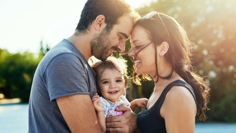 Spania oferă părinților 17 săptămâni de concediu plătit, în mod egal