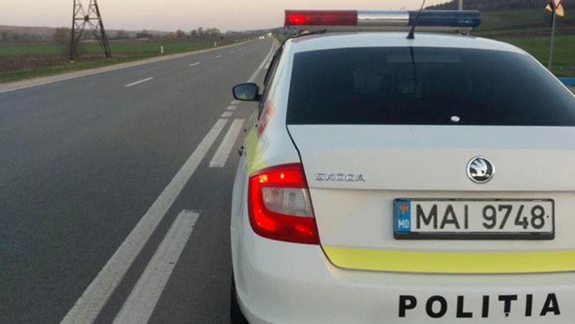 Un șofer s-a ales cu 15 puncte de penalizare până la Chișinău
