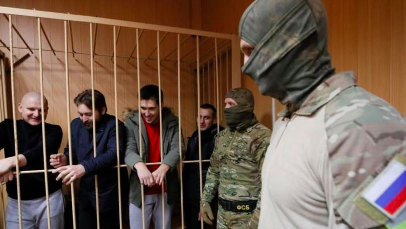 Arest preventiv prelungit pentru marinarii ucraineni capturaţi în Rusia