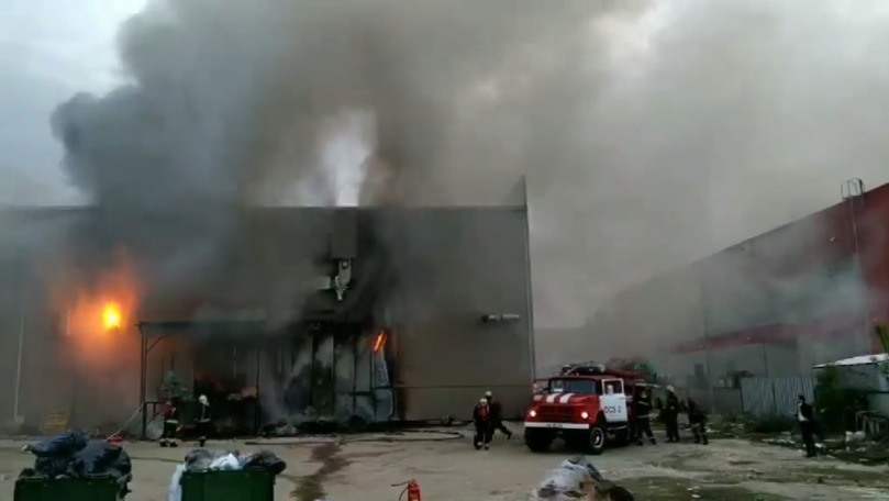 O țigară nestinsă, cauza incendiului dintr-un centru comercial din Bălți