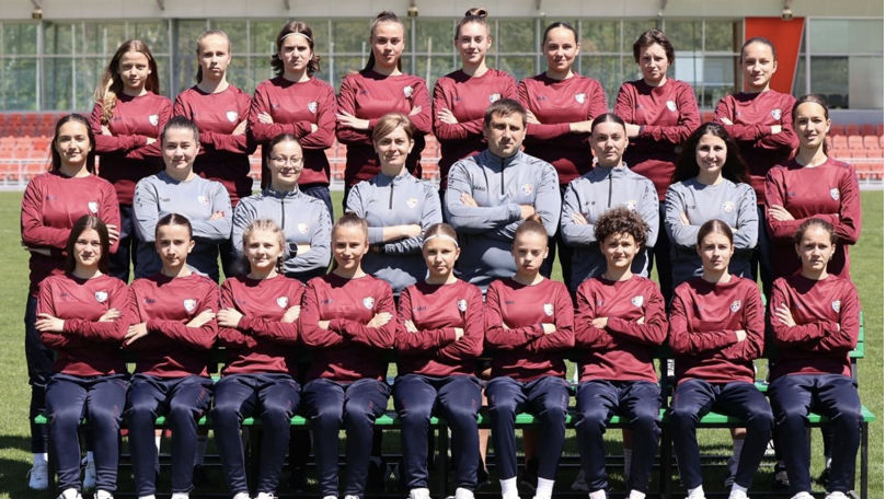 Naționala feminină WU16 s-a reunit înainte de Turneul de Dezvoltare UEFA