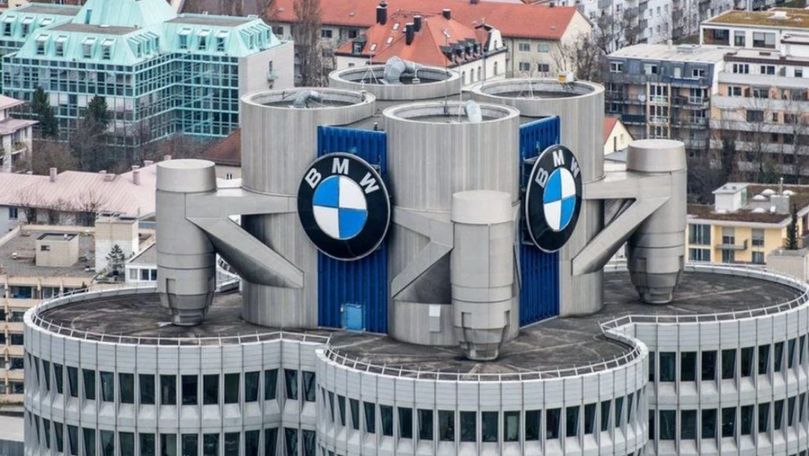BMW и Volkswagen остановили заводы в Европе из-за нехватки деталей.