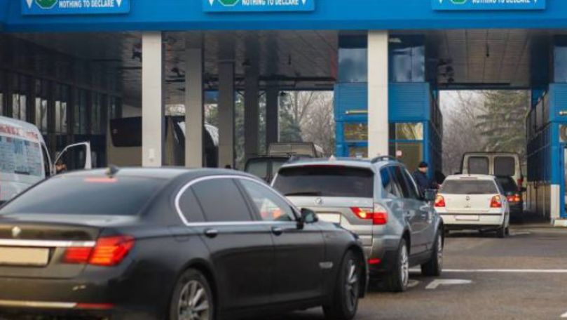 Таможня напомнила о правилах для автомобилей с иностранными номерами.