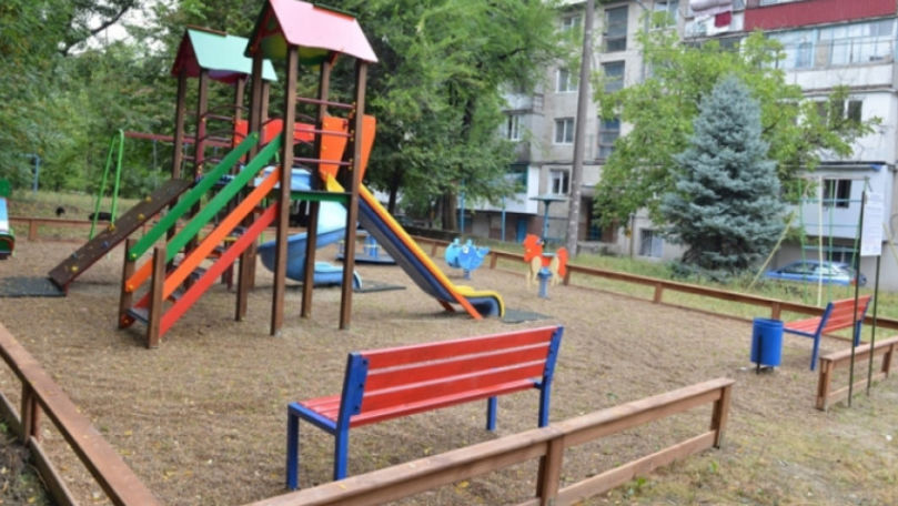 În Chişinău vor fi amenajate 70 de terenuri de sport