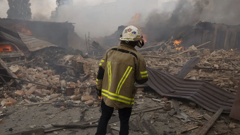 Doi morți și 14 răniți în urma unui atac rusesc asupra orașului Cernăuți