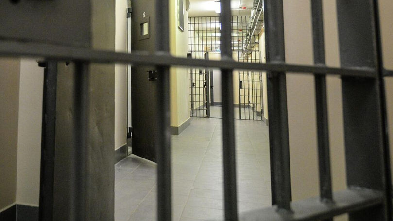 Полицейских, задержанных на Ботанике, отправили под стражу на 30 дней.