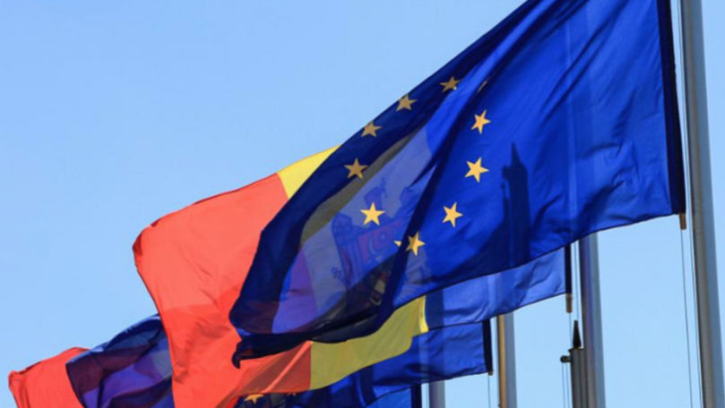 Toate primăriile din Moldova vor arbora drapelul UE pe edificiile lor