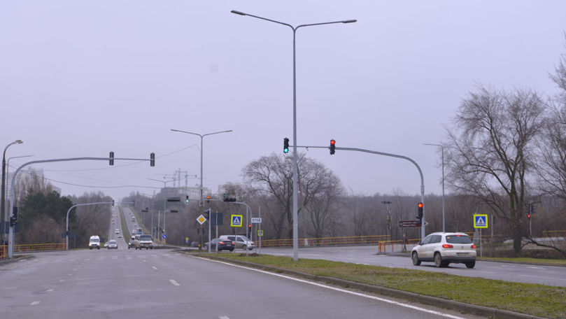 Cum funcționează semafoarele inteligente din Chișinău