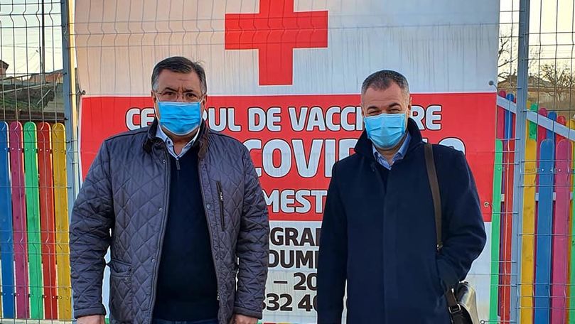 Doi deputați moldoveni s-au vaccinat peste Prut: Mulțumim, România