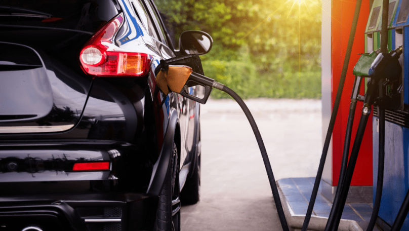 Carburanții, mai ieftini în weekend: Noile prețuri afișate de ANRE