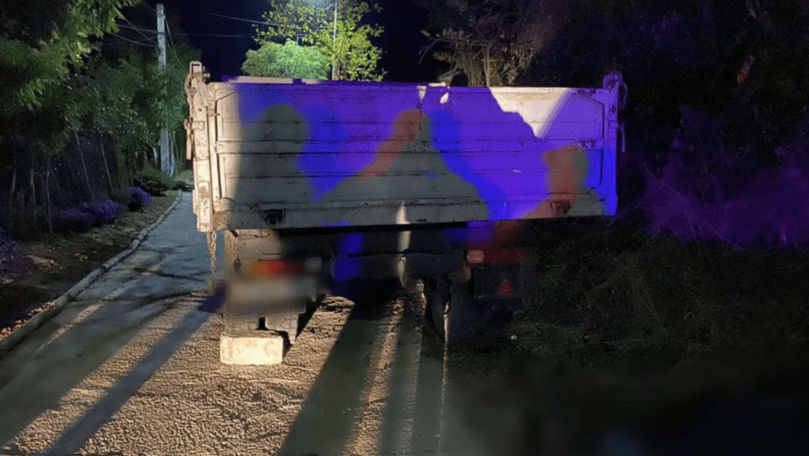 Moarte tragică la Ialoveni: Un bărbat a fost strivit de un camion
