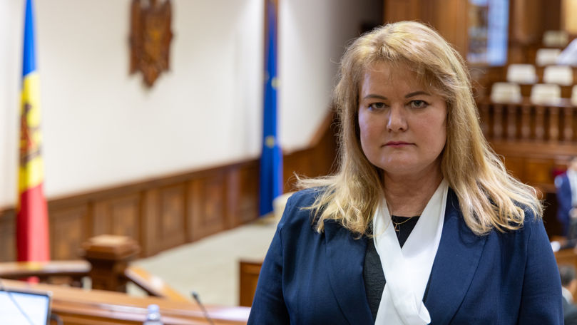 Liuba Șova, cu lecții în Parlament: CC nu cunoaște sindromul de pâslă