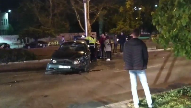 Accident grav în Capitală: Șoferul vinovat a fugit