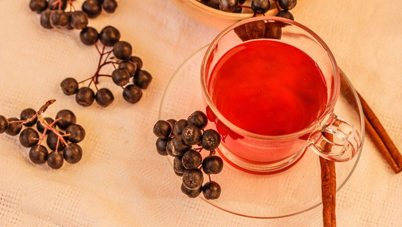 Beneficiile ceaiului de aronia. Ce efecte are asupra organismului tău