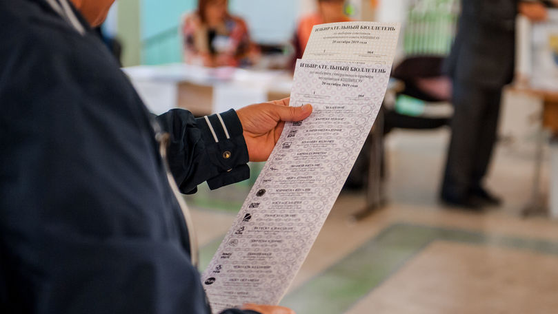 CEC îndeamnă concurenții și mass-media la o campanie electorală corectă