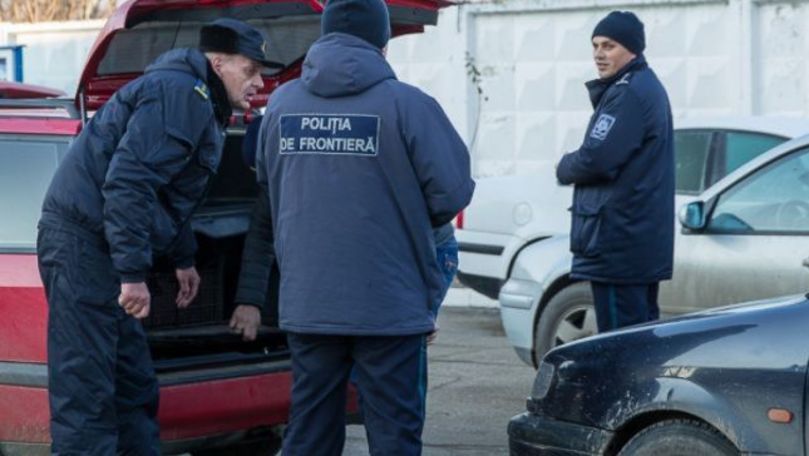 Un moldovean a încercat să mituiască polițiștii de frontieră din România