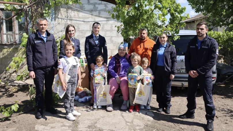 Funcționarii vamali au marcat Ziua Familiei prin acțiuni caritabile