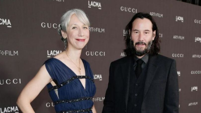 Mirren, reacție după ce a fost confundată cu iubita lui Keanu Reeves