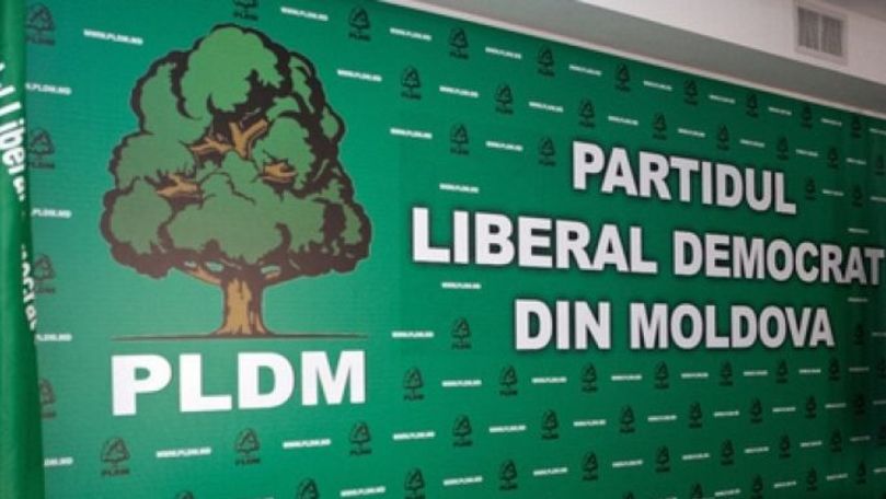 PLDM condamnă comportamentul protestatarilor agresivi de la Guvern