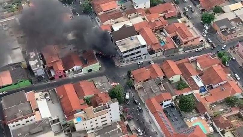 Brazilia: Trei morţi după ce un avion s-a prăbuşit imediat după decolare