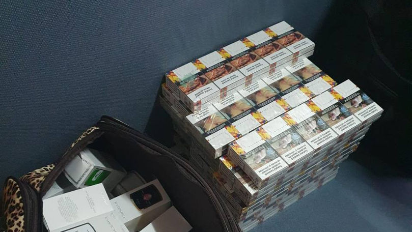 Țigări și parfumuri nedeclarate, depistate în trenul Chișinău–București