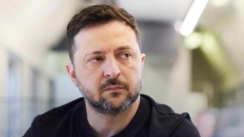 Зеленский: Поставки оружия из США не остановились, но ПВО недостаточно.