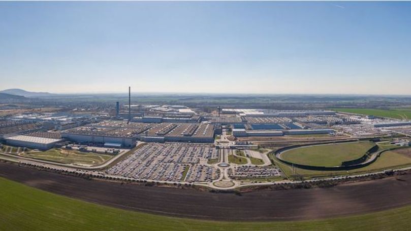 Volkswagen va investi 1 miliard de euro într-o uzină din Slovacia