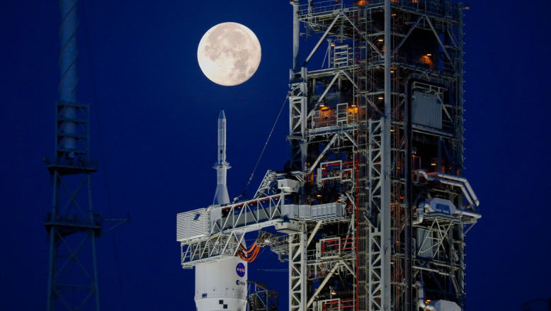NASA pregătește lansarea unei rachete care va ajunge pe Lună