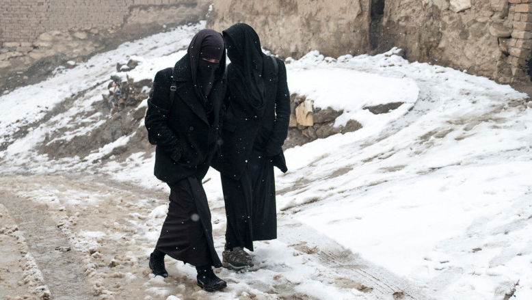 Situație critică în Afganistan: Gerul a ucis cel puțin 124 de oameni