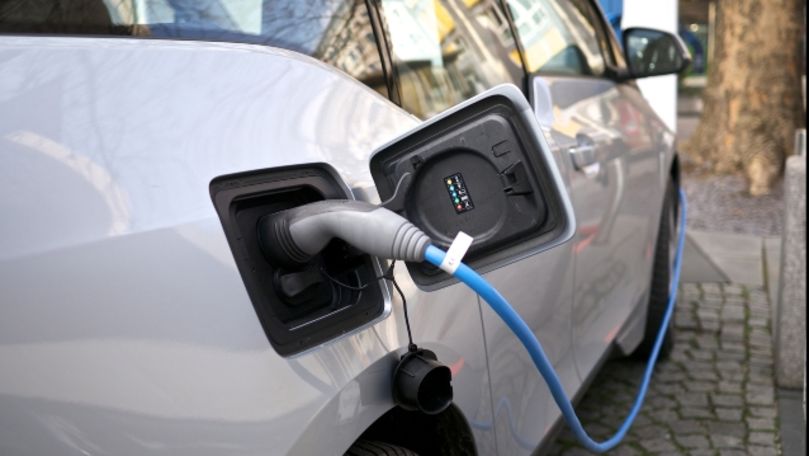 Numărul mașinilor electrice înmatriculate în Moldova a crescut de 4 ori